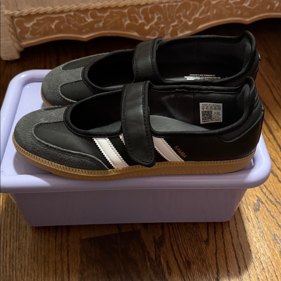 Adidas Black & White Samba Jane Sneakers Size 9 - Picture 6 of 11